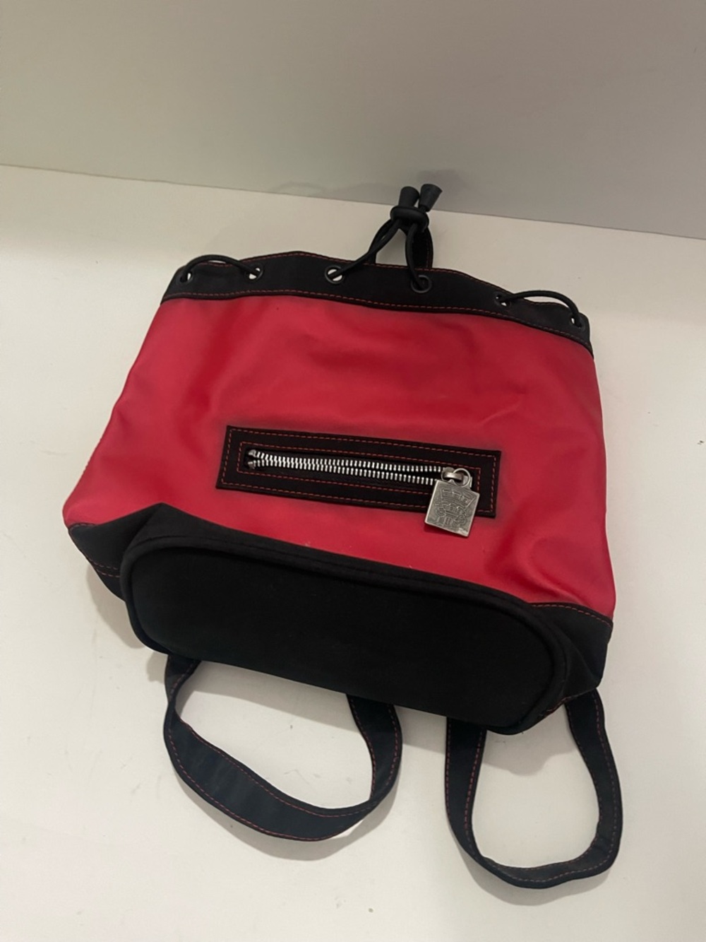 AMERICAN GIRL PLACE CHICAGO Full Size Backpack - Red/Black
